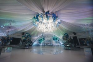 stage decor trends in the usa